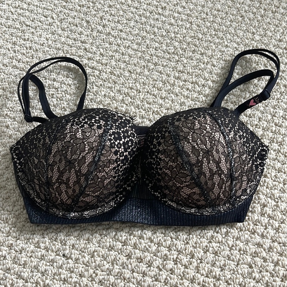 Victoria’s Secret bra